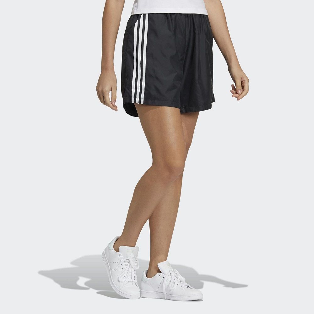 ADIDAS 愛迪達 Trefoil Shorts 女 短褲 黑-HA2277