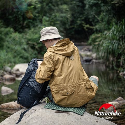 Naturehike XPE輕巧蛋巢型折疊坐墊 軍綠 PJ025