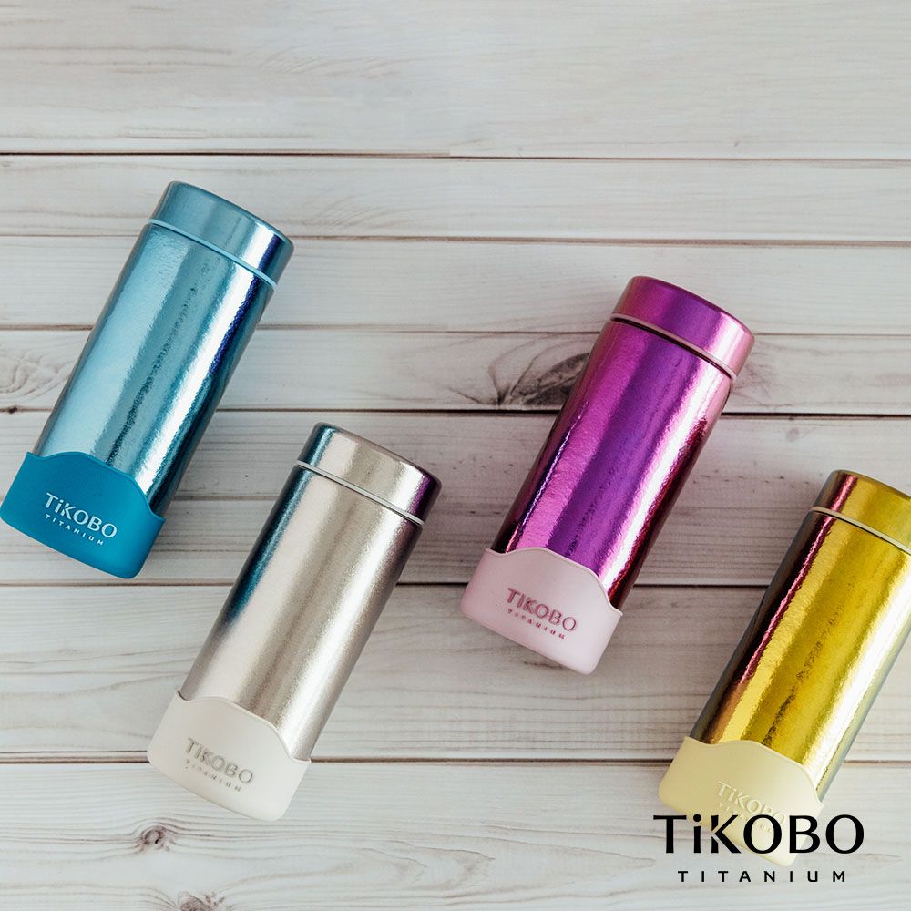 TiANN 鈦安 純鈦永不變質【TiKOBO 鈦工坊】250ml 超輕量 不卡味口袋瓶 純鈦雙層真空保溫瓶鈦隨身杯 (附矽膠防滑套) 山櫻粉