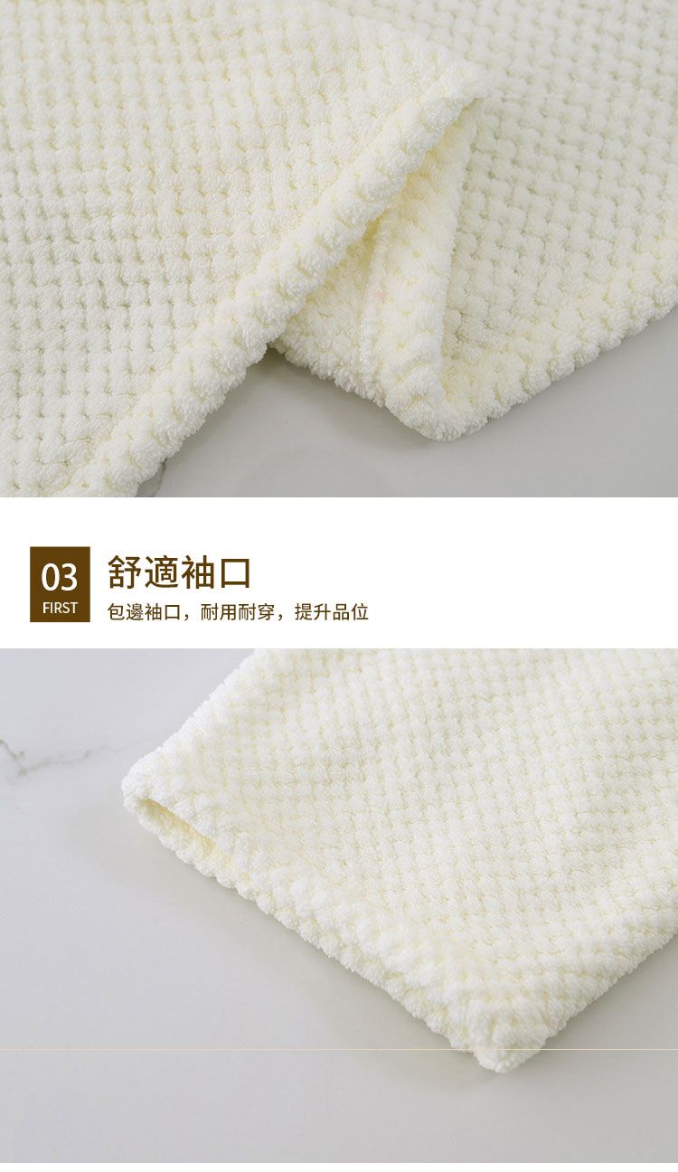 袖口FIRST 包邊袖口,耐用耐穿,提升品位