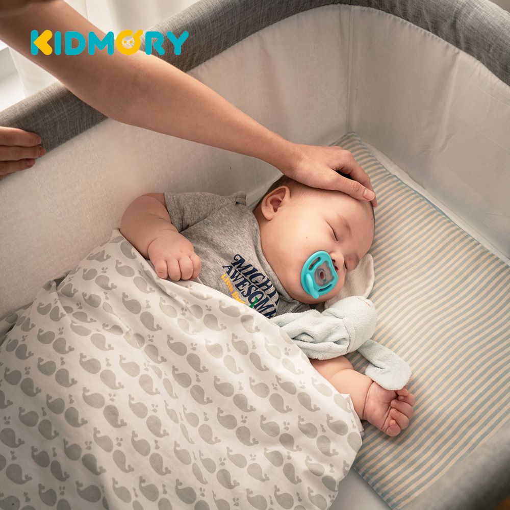 KIDMORY 多功能可調式床邊床時尚灰全配組含蚊帳滾輪搖桿