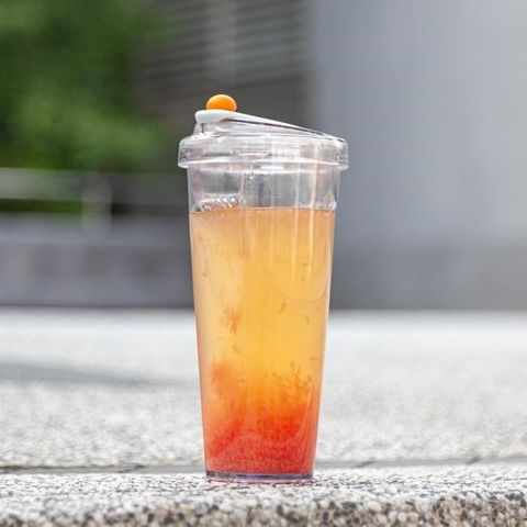 【南紡購物中心】 【Float Living】漂浮珍奶杯 / Ecozen材質透明環保飲料杯850ml -赤橘