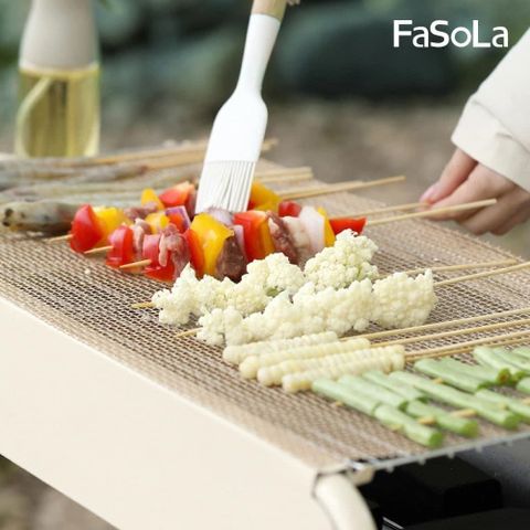【南紡購物中心】FaSoLa 多用途可剪裁耐高溫不易沾玻璃纖維燒烤墊 烤肉墊 30*40cm