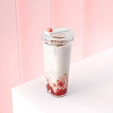 【南紡購物中心】 【Float Living】漂浮珍奶杯 / Tritan材質透明環保飲料杯850ml - 草莓奶昔