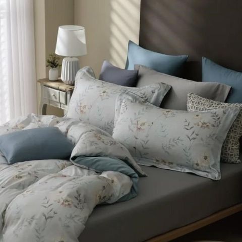 【南紡購物中心】 Caliphil寢具 單人床包雙人被單四件組 / 茶韻 / 藍色 /100%天絲萊賽爾/台灣製 / 典雅時尚風格設計