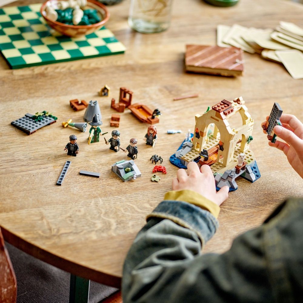 LEGO 樂高  哈利波特系列 76426 霍華茲城堡的船屋(Hogwarts Castle Boathouse 霍格華茲畫像)