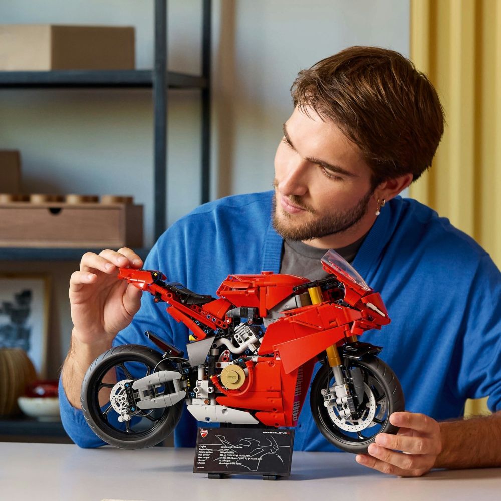 LEGO 樂高 科技系列 42202 Ducati Panigale V4 S Motorcycle(杜卡迪 摩托車 交通工具玩具 兒童玩具)