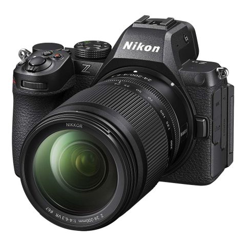 Nikon Z5II + Nikkor Z 24-200mm f/4-6.3 VR 公司貨