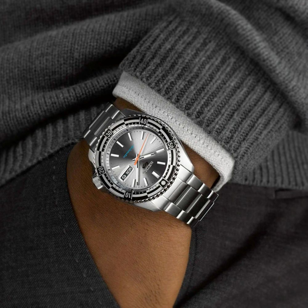 SEIKO 精工 5 Sports 55周年 SKX 現代詮釋版 復刻機械錶-銀42.5mm(SRPK09K1/4R36-15E0N)_SK028