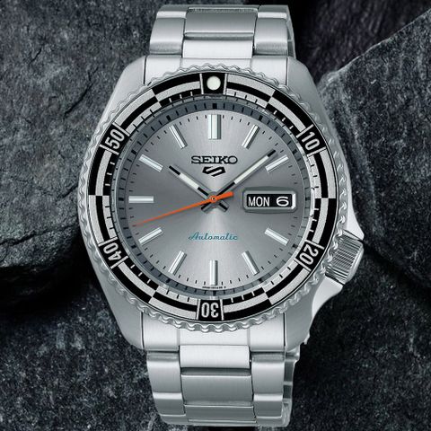 寵愛媽咪節🧡好禮大回饋SEIKO 精工 5 SPORTS系列 55週年 SKX 現代版機械腕錶 母親節 禮物 42.5mm (4R36-15E0N/SRPK09K1) SK044
