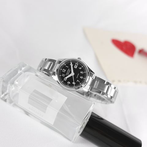 羅梵迪諾 Roven Dino / RD9812-B / 小巧迷人 數字刻度 藍寶石水晶玻璃 日期 不鏽鋼手錶 黑色 28mm