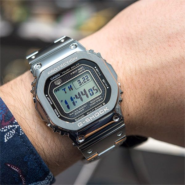 CASIO 卡西歐G-SHOCK 全金屬太陽能電波手錶-銀GMW-B5000D-1 - PChome