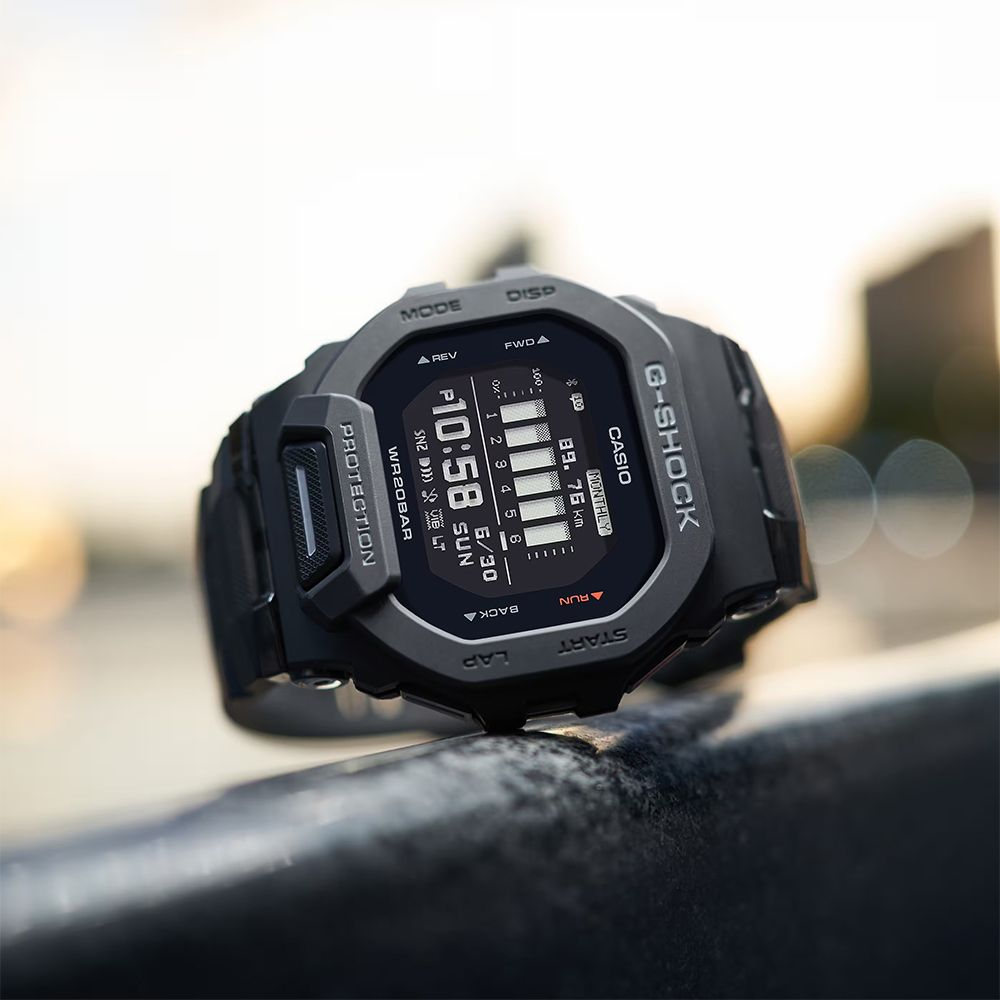 CASIO 卡西歐G-SHOCK 纖薄運動系藍芽計時手錶-沉著黑GBD-200-1