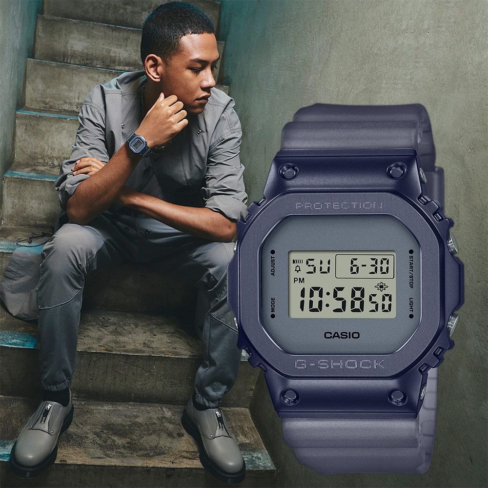 CASIO 卡西歐 G-SHOCK 霧灰漸層 半透明電子錶 GM-5600MF-2