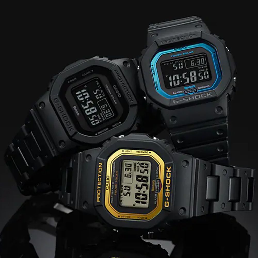 CASIO 卡西歐 G-SHOCK 原創經典方形太陽能藍芽電波橡膠腕錶/黑x藍框(GW-B5600-2)