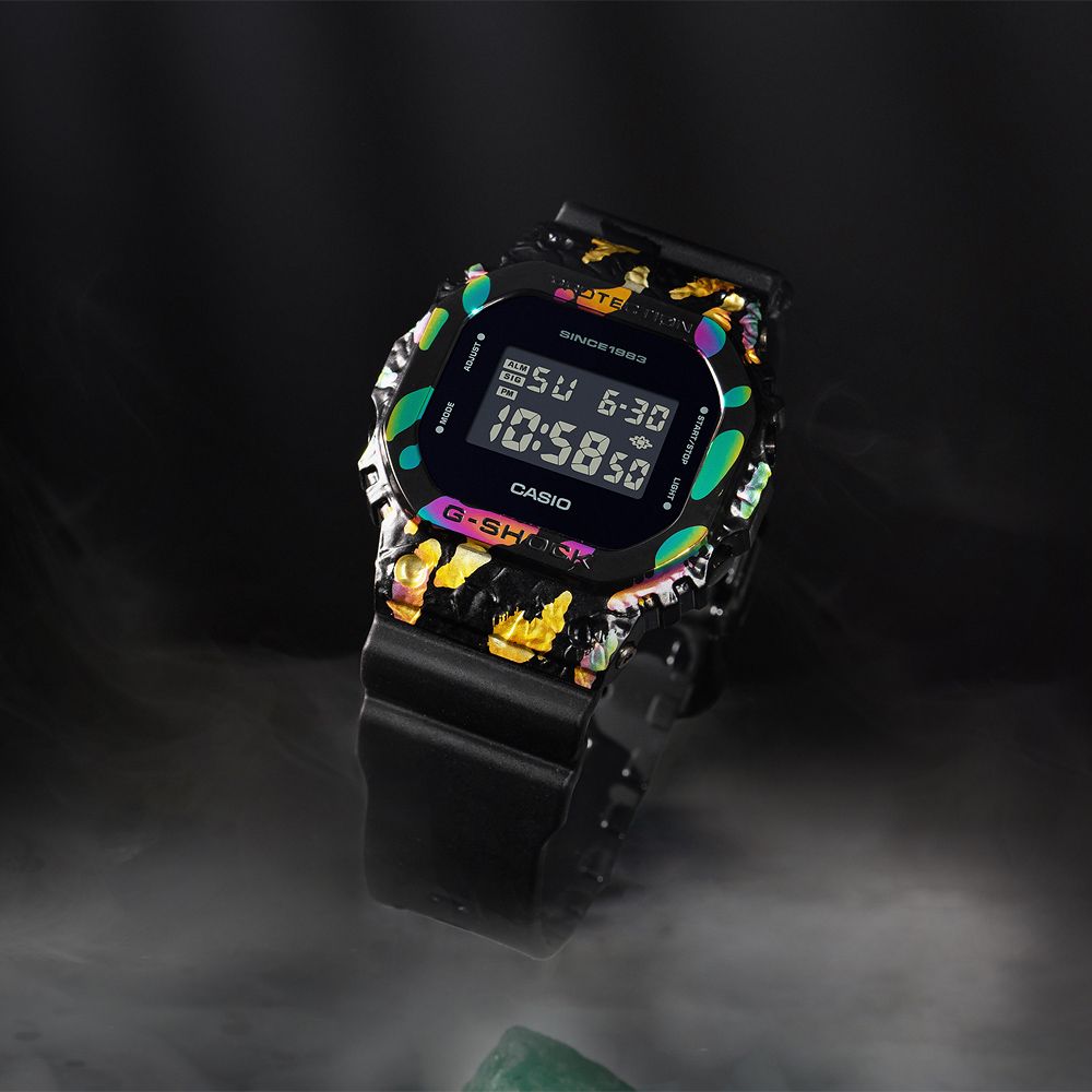 CASIO 卡西歐 G-SHOCK 40 週年探險家之石系列 電子錶 GM-5640GEM-1