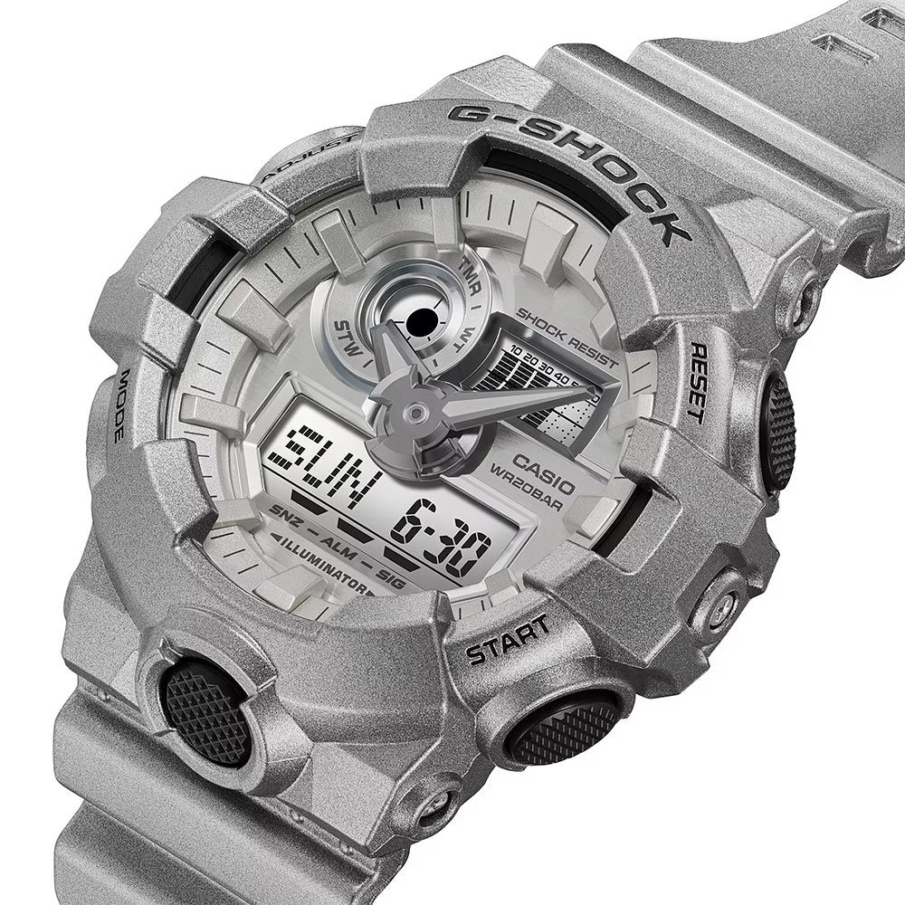 CASIO 卡西歐 G-SHOCK 科幻未來金屬色手錶 GA-700FF-8A