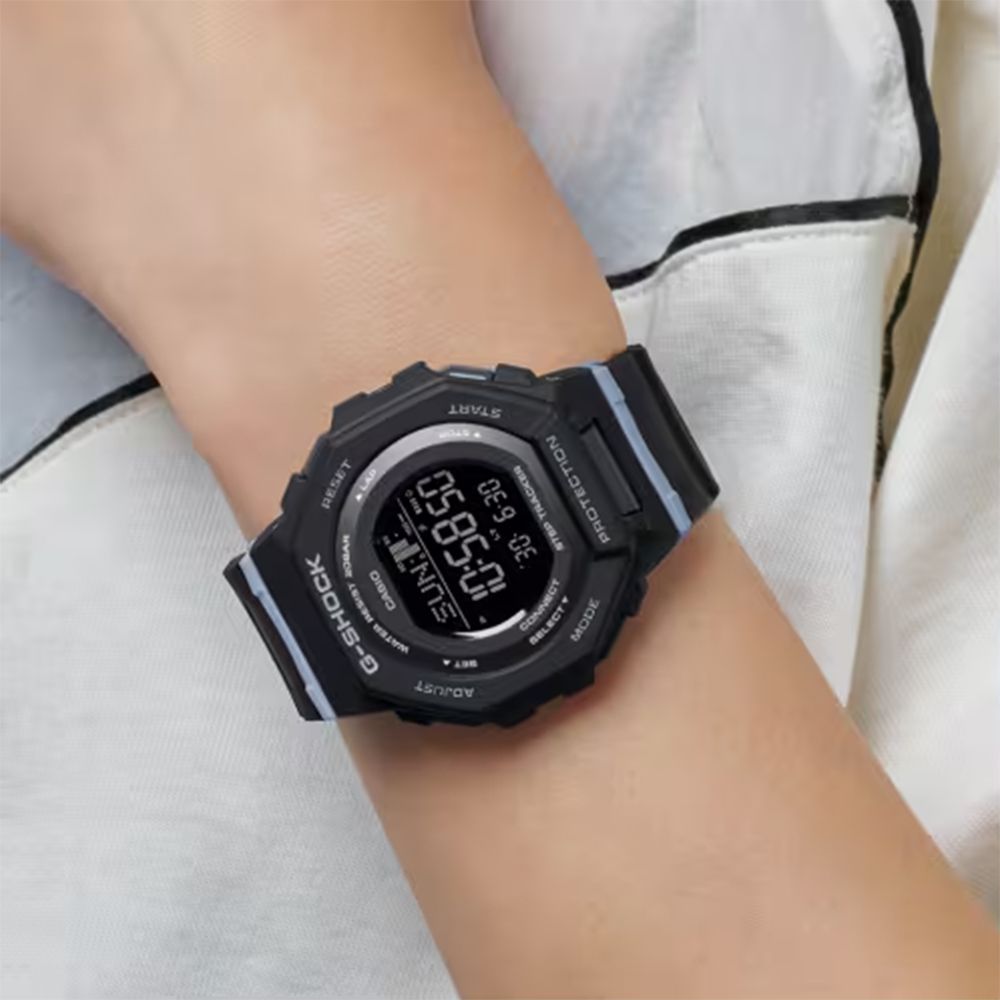 CASIO 卡西歐   G-SHOCK 計步藍芽手錶 柔和色調女錶 GMD-B300-1