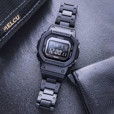 CASIO 卡西歐 G-SHOCK 太陽能電波校時方形電子錶/GW-B5600BC-1B