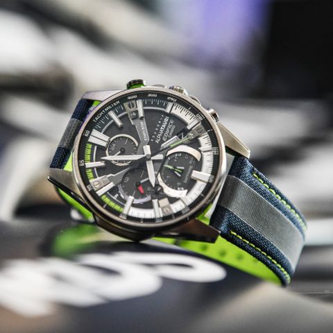 絕版聯名款，附贈原廠皮革錶帶CASIO EDIFICE 限量款太陽能F1賽車聯名錶/EQB-1200AT-1A