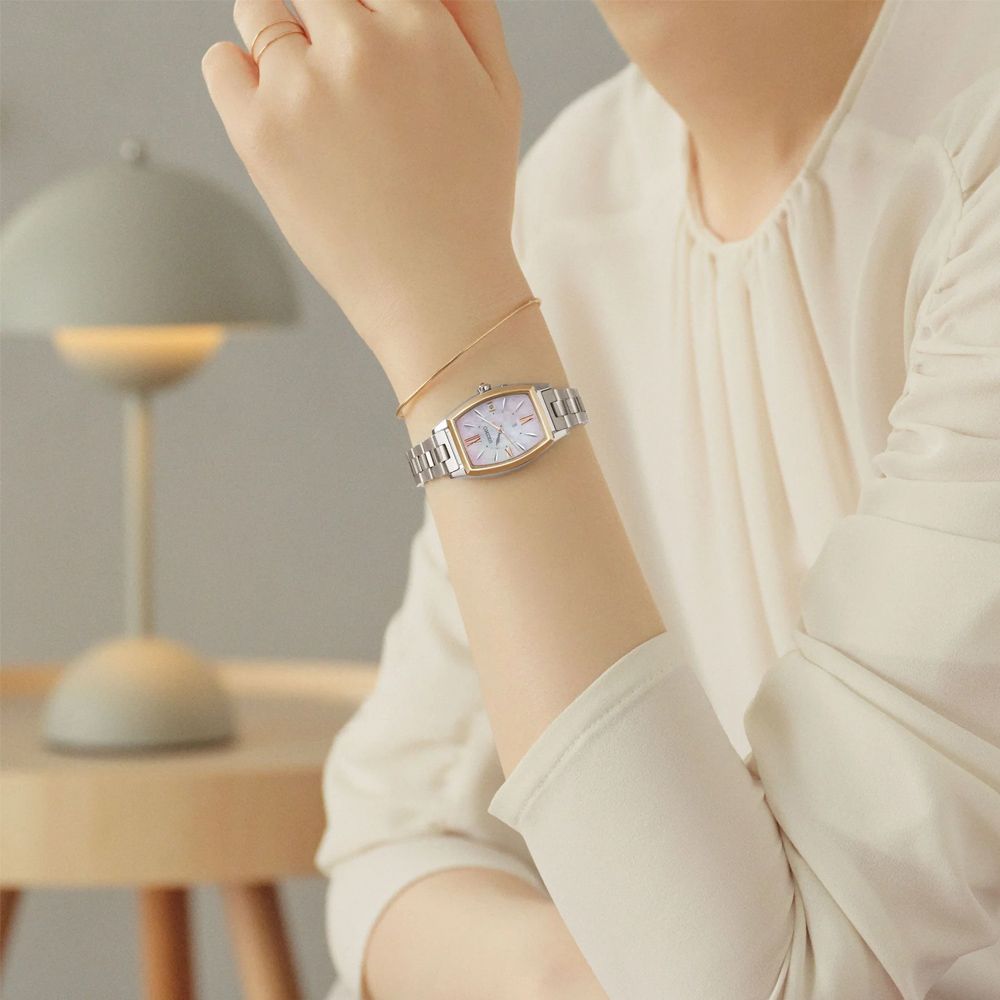 SEIKO 精工 Lukia 太陽能 電波腕錶 618 年中慶 禮物 (SSQW076J/1B32-0AX0K)