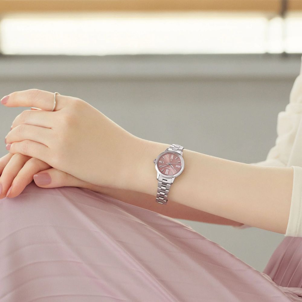 SEIKO 精工 Lukia 太陽能電波 優雅腕錶 雙11 特惠 (1B32-0BD0B/SSVW221J)