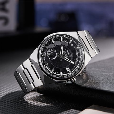 CITIZEN 星辰 Satellite Wave「F100」10週年 鈦金屬腕錶-45.4mm黑 CC3097-52E