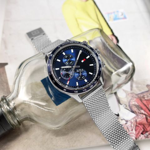 TOMMY HILFIGER / 1792018 / 簡約三眼 經典潮流 兩地時間 日本機芯 米蘭編織不鏽鋼手錶 藍色 44mm