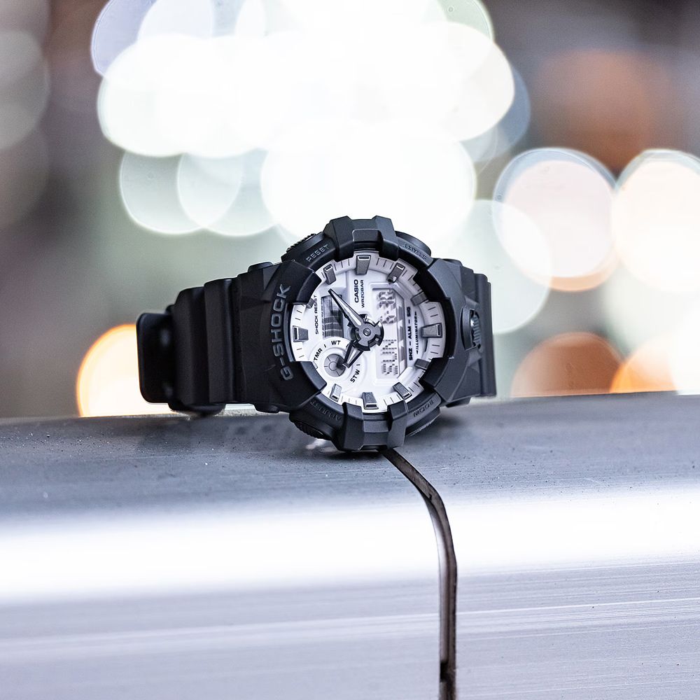 CASIO 卡西歐 G-SHOCK 大膽時尚 搶眼黑白對比 正面按鈕雙顯錶 GA-700WD-1A