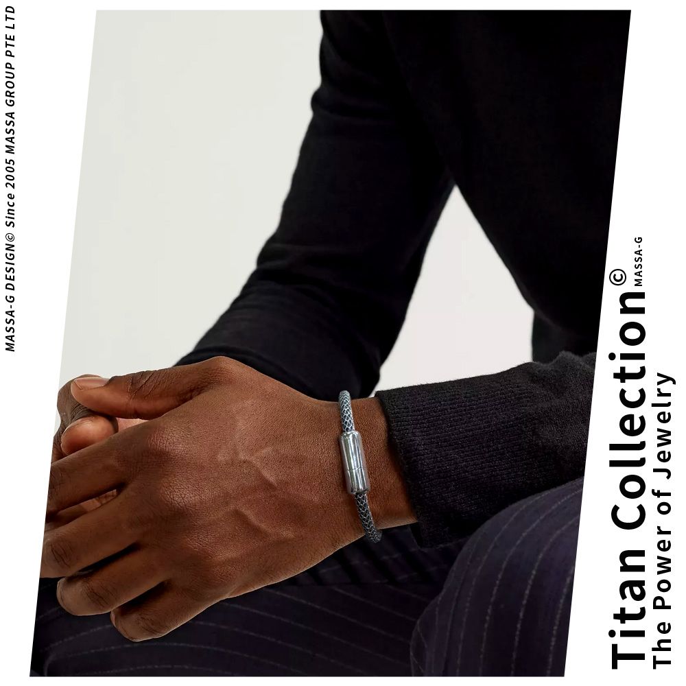 MASSA-G DESIGNO Since 2005 MASSA GROUP PTE LTDTitan CollectionsThe Power of JewelryMASSA-G