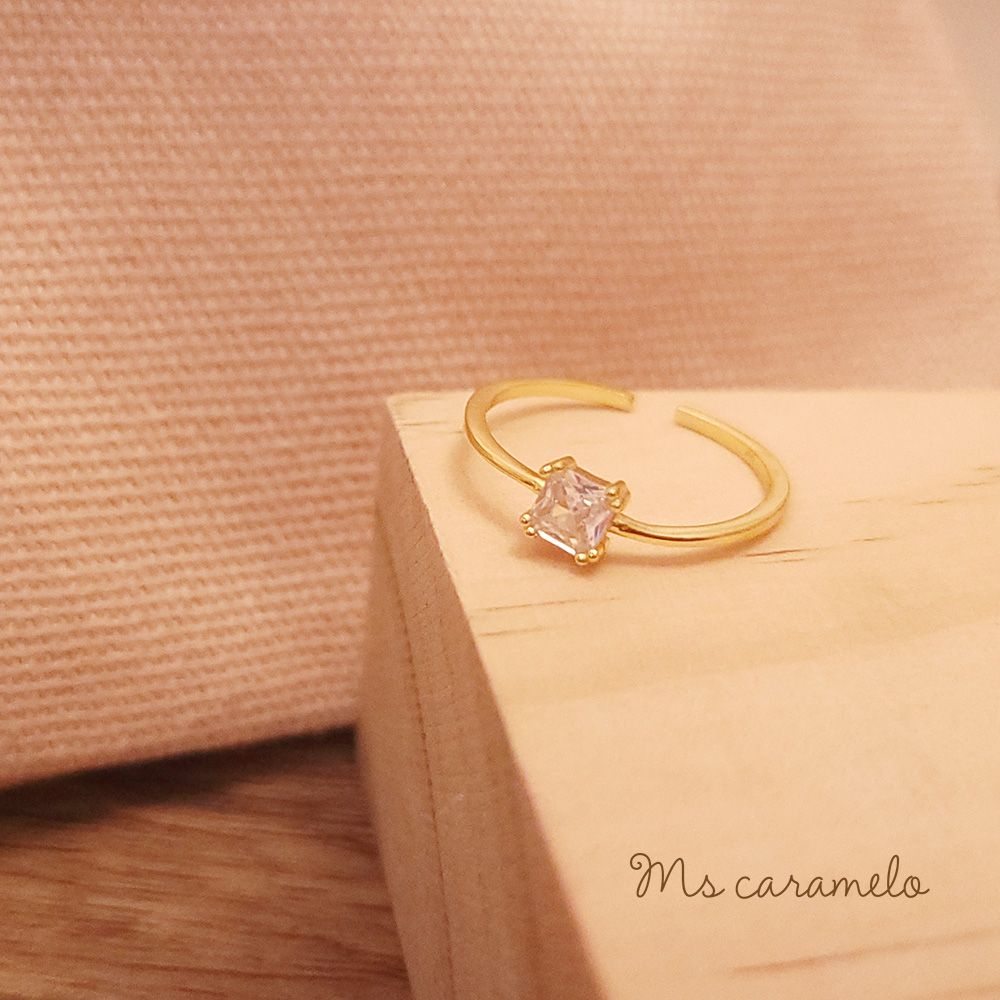 Ms caramelo 焦糖小姐 方型鋯石 開口銀戒