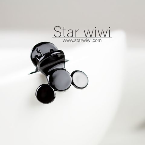 Star wiwi 時尚氣質造型小抓夾《4入組》《黑色》 ( 髮飾 髮夾 鯊魚夾 瀏海夾 )