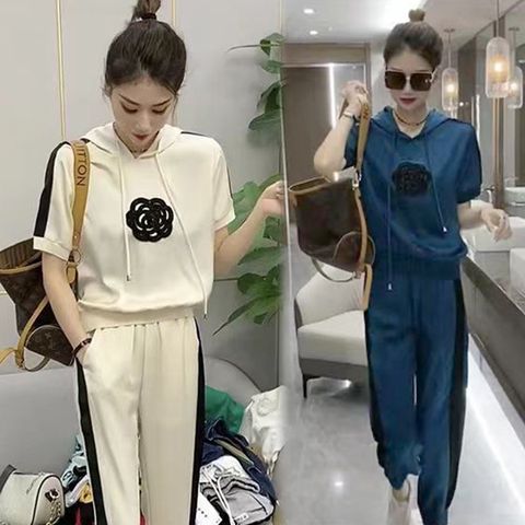 【韓國K.W.】KQN3970現貨立體小香風花朵連帽套裝(套裝/秋冬/外出/休閒)