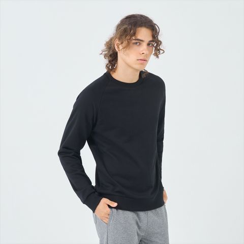 GIORDANO 男裝素色圓領大學TEE-09 標誌黑