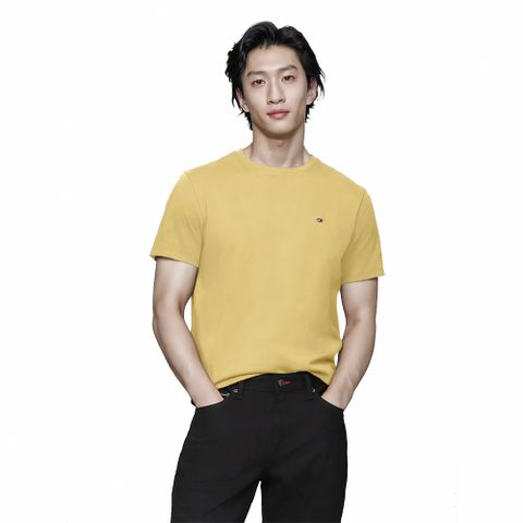TOMMY 熱銷圓領刺繡Logo素面短袖T恤-鵝黃色
