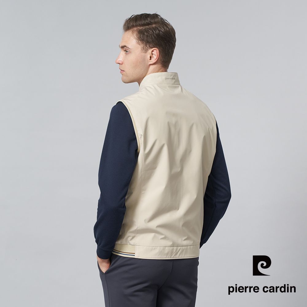 Pierre Cardin 皮爾卡登 男裝 都會休閒素色配格紋保暖背心-米色 (5245361-80)