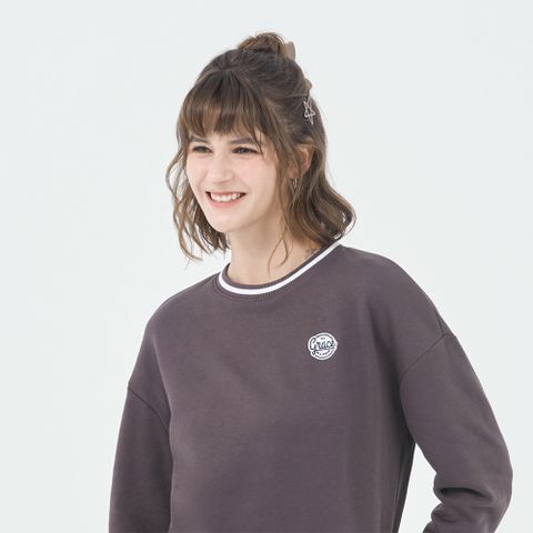 GIORDANO 女裝撞色圓領大學TEE-98 葡萄乾紫