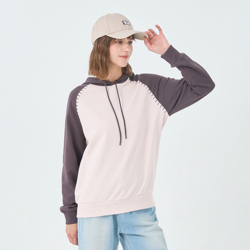 GIORDANO 佐丹奴 女裝拼接袖連帽上衣-32 水晶灰杏X葡萄乾紫