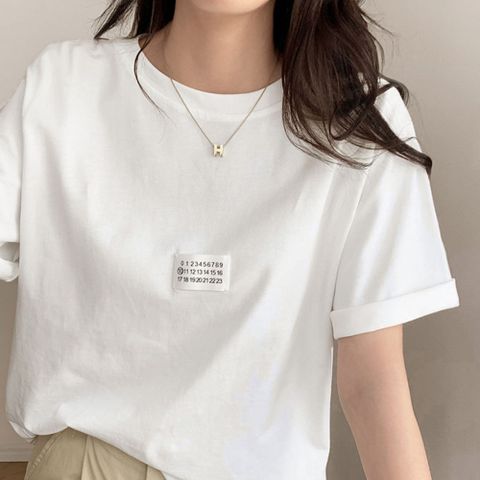  AKARA 女韓版流行白色短袖T恤上衣(不限季節/ M-2XL /中大尺碼 / 2色)