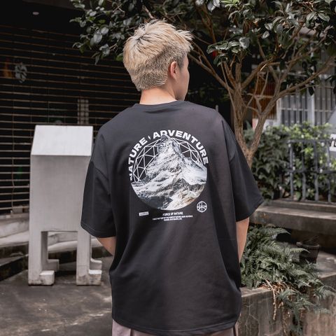 【AMERO】男裝 女裝 短袖圓領Ｔ恤 山峰燙印印花 落肩 情侶裝