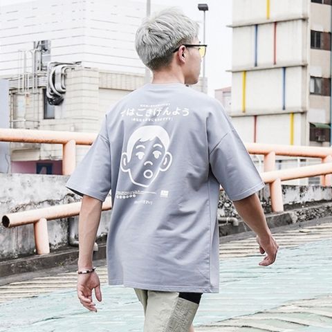【AMERO】男裝 女裝 短袖圓領Ｔ恤 小男孩印花 落肩 情侶裝