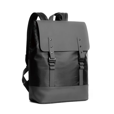 【品樂．BAO】Lance 大容量造型鈎扣簡約電腦後背書包(黑色)