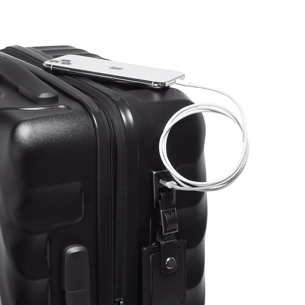 TUMI 19 Degree 國際長程航線可擴展空間 21 吋登機箱 - 黑色絲紋
