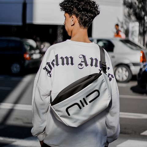 NIID x Statement 玩色宣言 S4 雙向輕量隨身單肩包-灰色