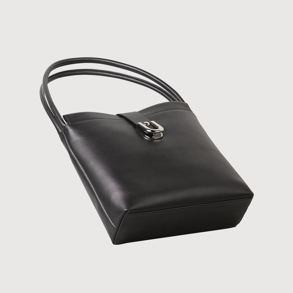 BRAUN BUFFEL 德國小金牛 台灣總代理 奎波 斜背包-黑/BF829-57-BK