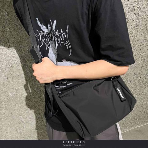 WHOSE BAG 韓國製 輕便尼龍側背包 斜背包 男 女包 肩背包 單肩包 NO.LF1233