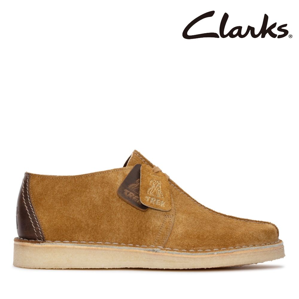 Clarks】男款Desert Trek 原創經典款中央對接縫線沙漠行者短靴