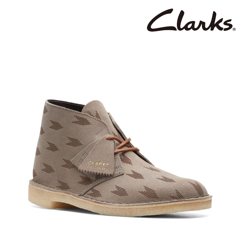 Clarks】男款Desert Boot ORIGINALS原創經典箭頭圖案沙漠男靴