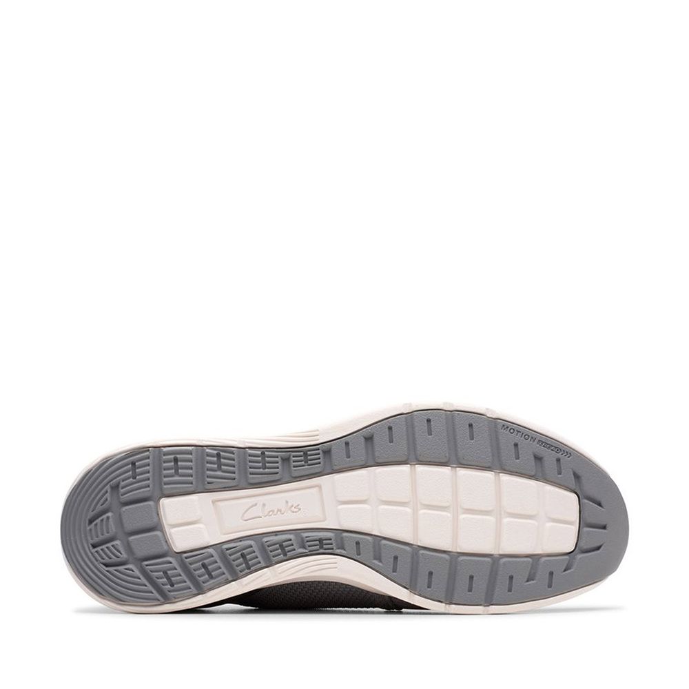 Clarks 男鞋Motion Trek MX高彈力拼接皮革後跟休閒鞋CLM81983C