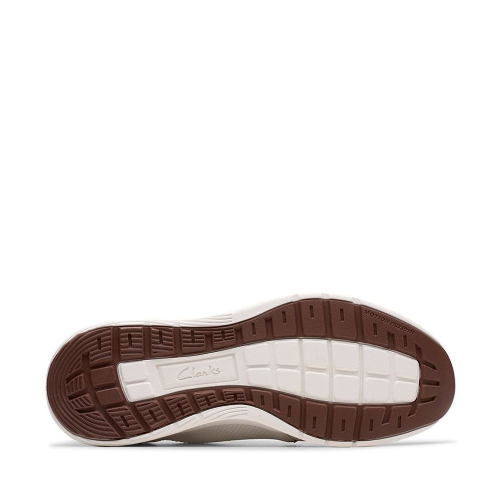 Clarks 男鞋Motion Trek MX高彈力拼接皮革後跟休閒鞋CLM81985C